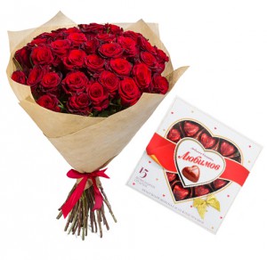 35 red  roses and chocolates ― Ukrflower - flower delivery
