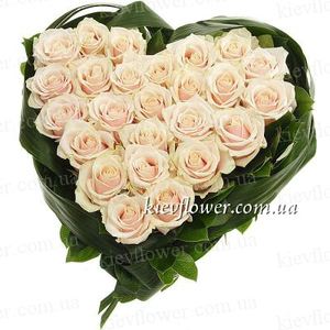 Heart of Roses "The most delicate" ― Ukrflower - flower delivery