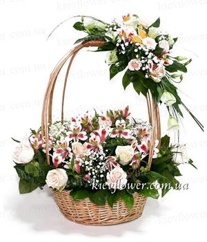 Basket "With Tenderness and Love" ― Ukrflower - flower delivery