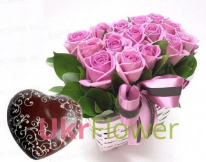 Felicita bouquet + chocolate heart ― Ukrflower - flower delivery