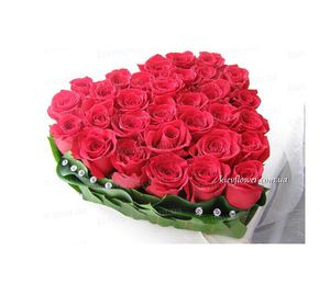 Heart of roses ― Ukrflower - flower delivery